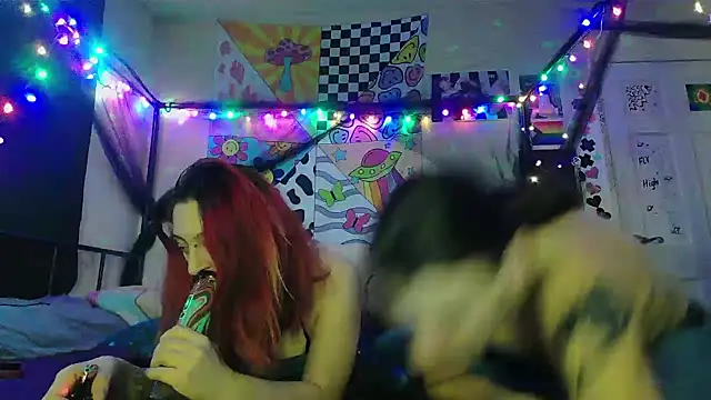 Snapshot of NovaLove2002 chatting on 02.10.25 NovaLove2002 online show from 02.10.25