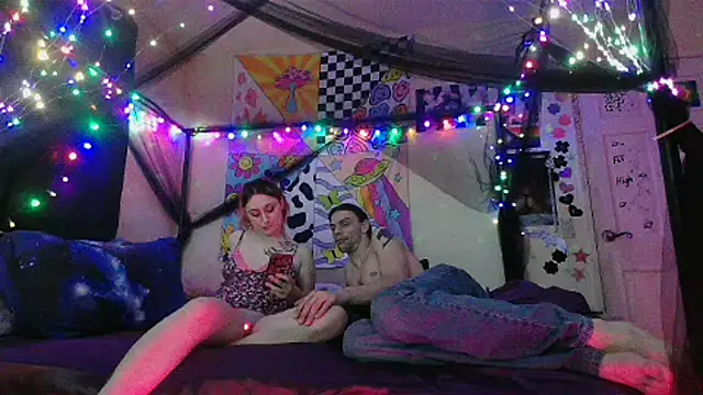 Snapshot of NovaLove2002 chatting on 02.20.25 NovaLove2002 online show from 02.20.25