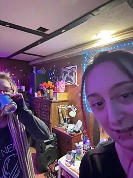 Snapshot of NovaLove2002 chatting on 02.26.25 NovaLove2002 online show from 02.26.25