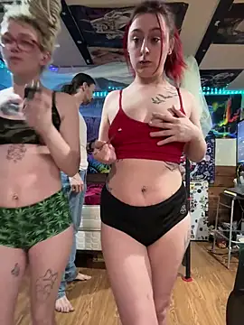 Snapshot of NovaLove2002 chatting on 03.04.25 NovaLove2002 online show from 03.04.25