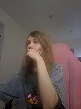 Lill Mary online show from 01.23.25