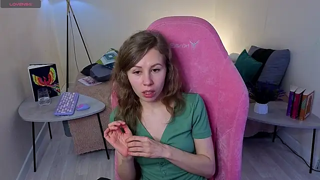 Lill Mary online show from 02.15.25