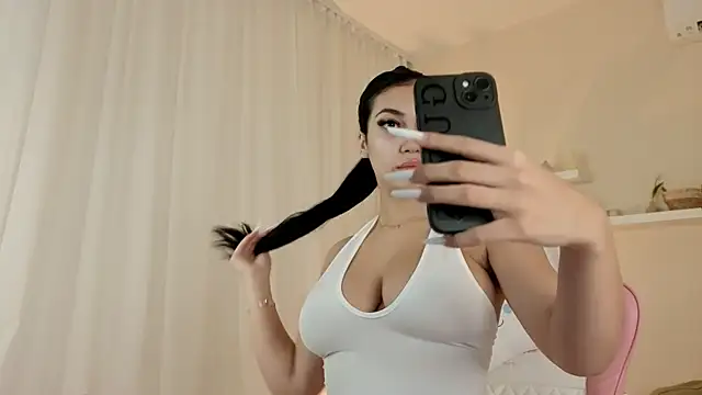 BetsyGonzale online show from 07.11.26