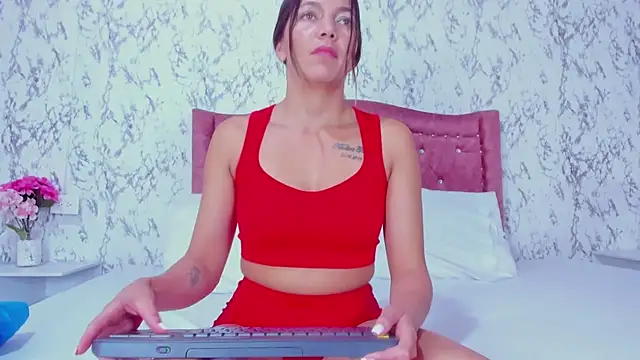 Snapshot of Mia_Malkovaa_ chatting on 02.18.26 Mia Malkovaa online show from 02.18.26