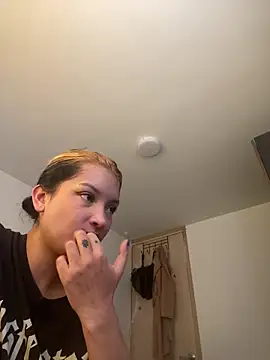 baby lizy online show from 11.10.25