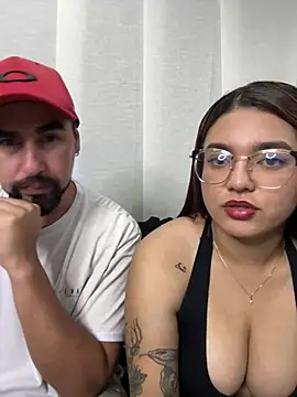 Snapshot of camianddanna chatting on 03.18.25 camianddanna online show from 03.18.25