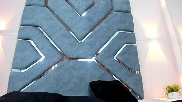 ashlyrey-1 online show from 01.17.25