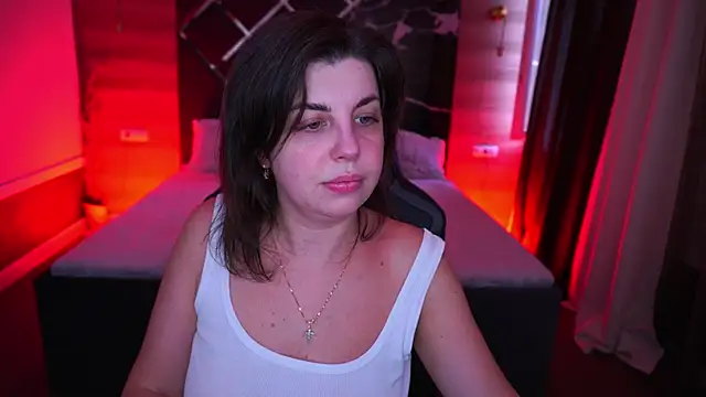 MirandaWong online show from 09.25.25