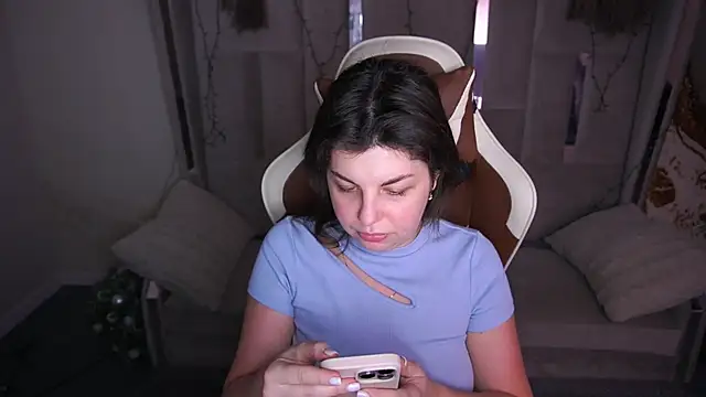 MirandaWong online show from 02.23.26