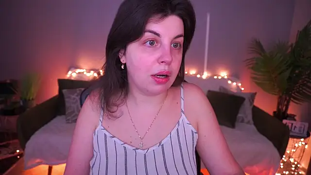 MirandaWong online show from 03.15.26