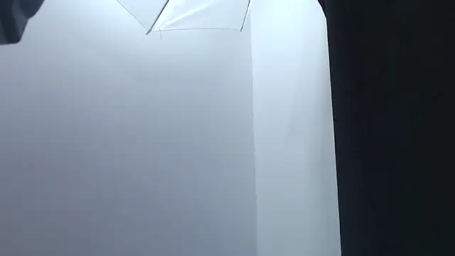 Kitten Hot  online show from 02.18.26