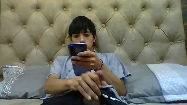 Snapshot of danuel23 chatting on 12.23.24 danuel23 online show from 12.23.24