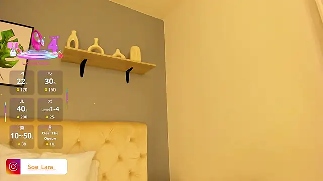 Snapshot of Soe_Lara chatting on 10.21.25 Soe Lara online show from 10.21.25