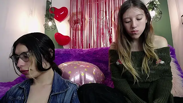 Snapshot of BRIAR_AND_BLAIR chatting on 02.19.25 BRIAR AND BLAIR online show from 02.19.25