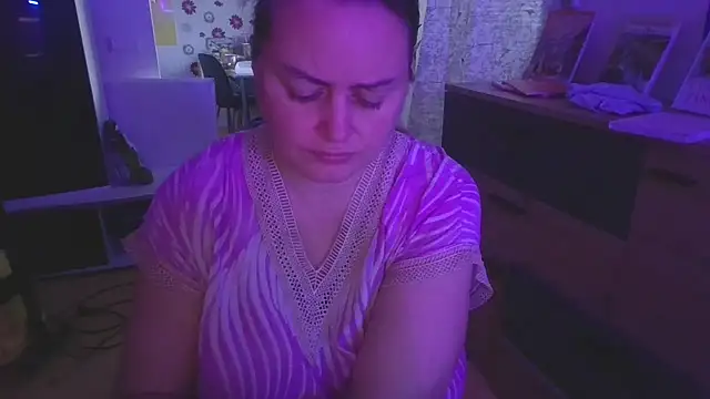 Meliss Official9 online show from 11.19.25