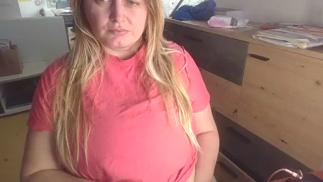 Meliss Official9 online show from 02.16.26