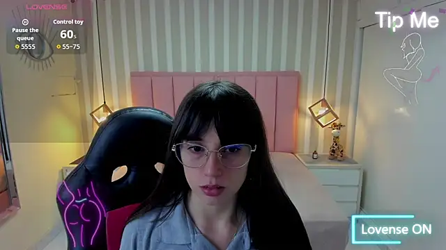 MAGNOLEROY online show from 12.01.25