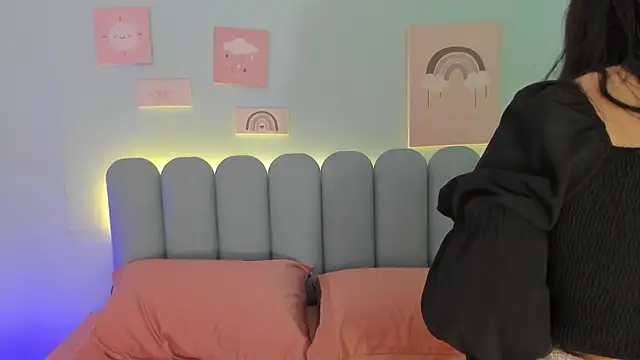 curvy rousi online show from 11.06.25