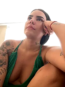 Snapshot of MARYADSUARD chatting on 11.09.25 MARYADSUARD online show from 11.09.25