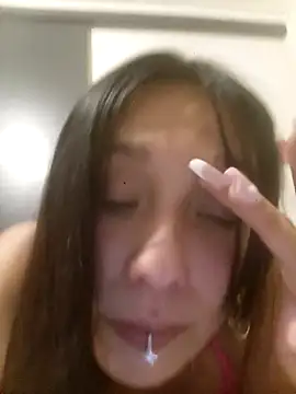 Snapshot of bbferlinaa chatting on 12.22.25 bbferlinaa online show from 12.22.25