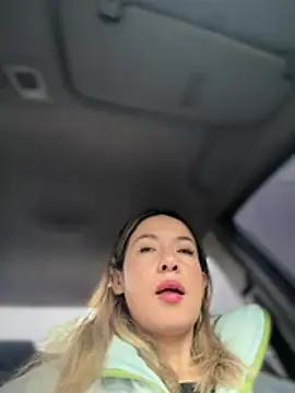 Snapshot of sexfire_lalita chatting on 01.14.26 sexfire lalita online show from 01.14.26