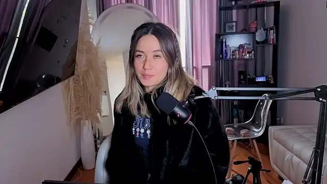 Snapshot of sexfire_lalita chatting on 02.05.26 sexfire lalita online show from 02.05.26