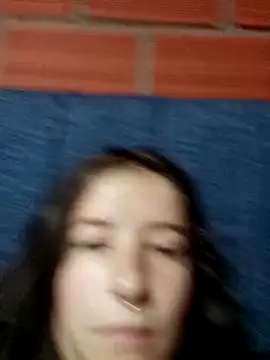 Snapshot of valentinasu1 chatting on 10.07.25 valentinasu1 online show from 10.07.25