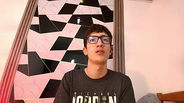 Erik Osorio online show from 02.07.25