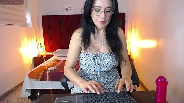 Zuzana21 online show from 02.10.25