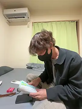 UKI06 online show from 03.13.26