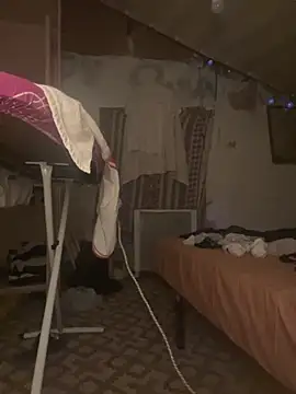 Yasmine47 online show from 09.30.25