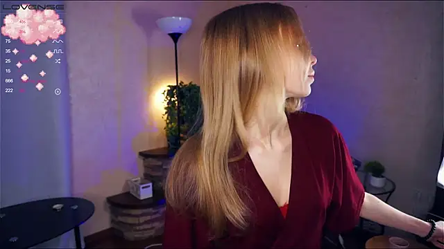 LynetBurby online show from 12.09.24