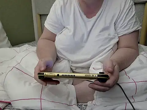 MarthaBriest online show from 11.14.25