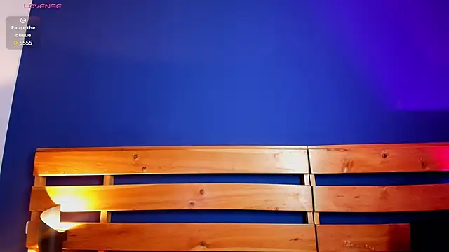 Snapshot of stefania_lerner chatting on 01.10.25 stefania lerner online show from 01.10.25