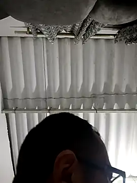 Snapshot of very2_sexy chatting on 09.09.25 very2 sexy online show from 09.09.25