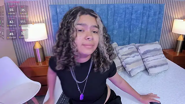 Snapshot of pretty_sunlight_ chatting on 03.01.26 pretty sunlight online show from 03.01.26