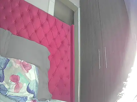 TheSweetBerry online show from 02.02.25