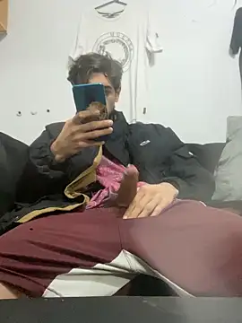 Tomito14 online show from 10.26.25