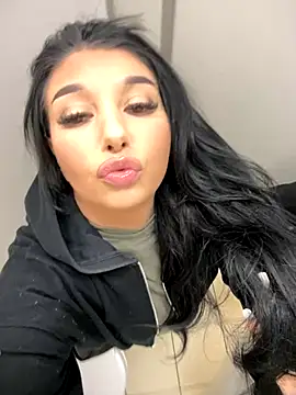 Tisha Busty online show from 01.06.26