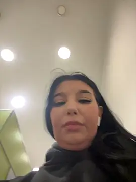 Tisha Busty online show from 02.09.26