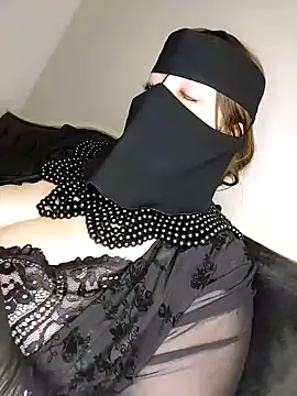 Snapshot of -Arab_milf- chatting on 01.05.25 -Arab milf- online show from 01.05.25