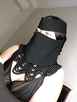 Snapshot of -Arab_milf- chatting on 03.11.25 -Arab milf- online show from 03.11.25