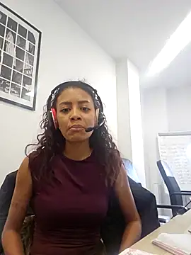 Snapshot of morena-399 chatting on 02.18.26 morena-399 online show from 02.18.26