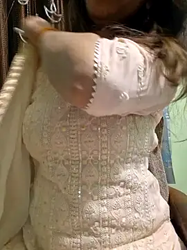 MIss-Naina online show from 12.29.24