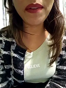 MIss-Naina online show from 01.04.25