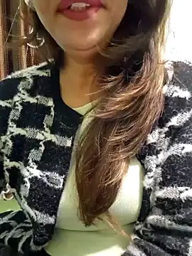 MIss-Naina online show from 01.04.25
