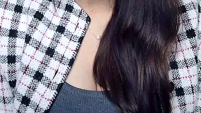 MIss-Naina online show from 12.21.25