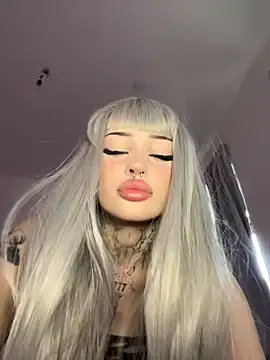 madelinexx online show from 09.12.25