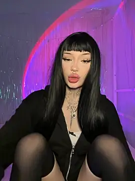 madelinexx online show from 11.25.25