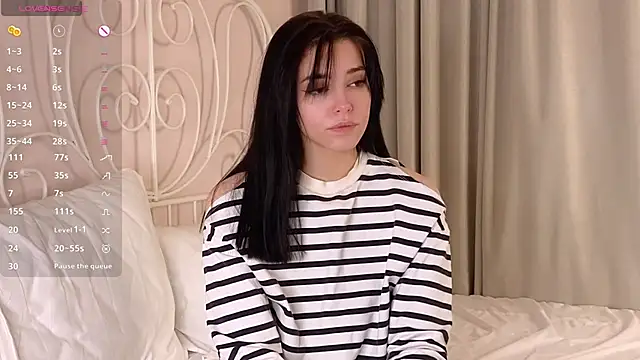 WildaBendell online show from 02.23.25